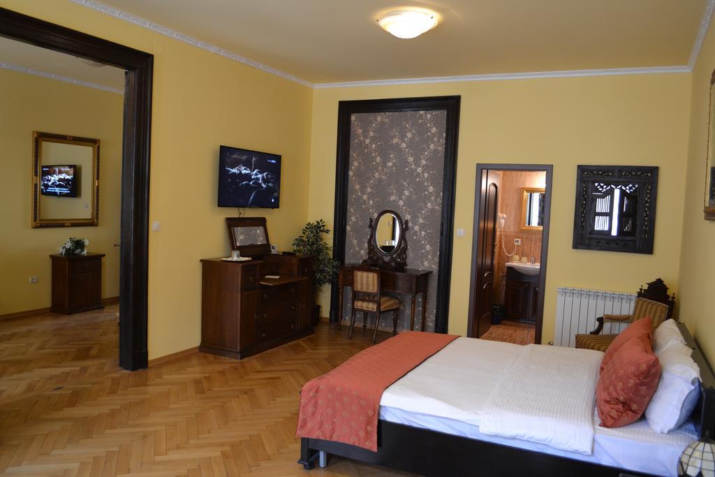 Casa Republicii Hotel Braşov Quarto foto